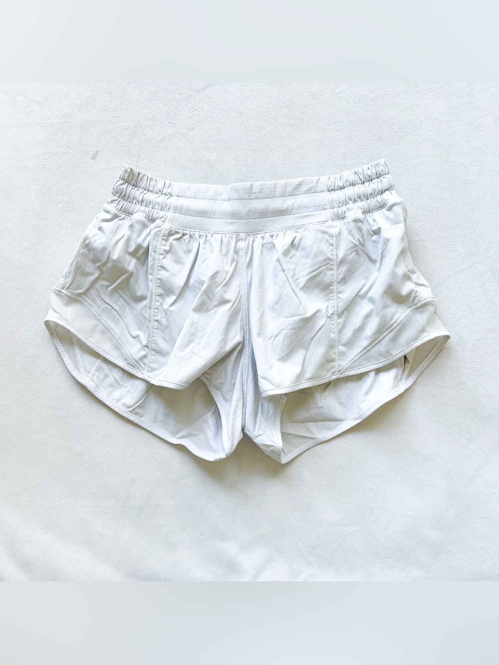 lululemon athletica White Women's Athletic Shorts with Double-Layer Hem - Size 4